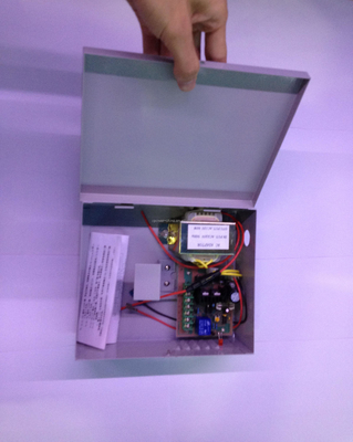 Εναλλακτική μπαταρία ελέγχου πρόσβασης 12V 5A 5V τροφοδοσία για αδιάλειπτη απόδοση