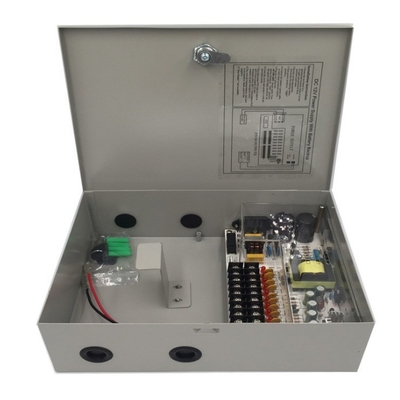 AC 110V 220V Εισερχόμενη τάση 12V 10A 9CH UPS τροφοδοσία με μπαταρία C-Power