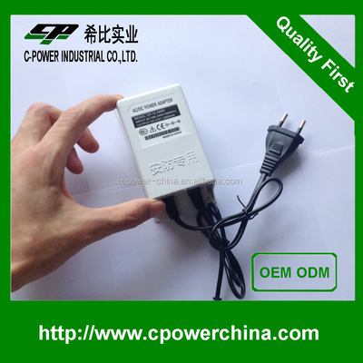 Εξαιρετικός αδιάβροχος 12V DC Adapter με ρεύμα εξόδου 2000mA σε λευκό