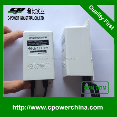 Εξαιρετικός αδιάβροχος 12V DC Adapter με ρεύμα εξόδου 2000mA σε λευκό