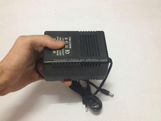 Αξιολάτρευτος PTZ Camera Desk Top AC Power Adapter με 24v ac έξοδος τάσης