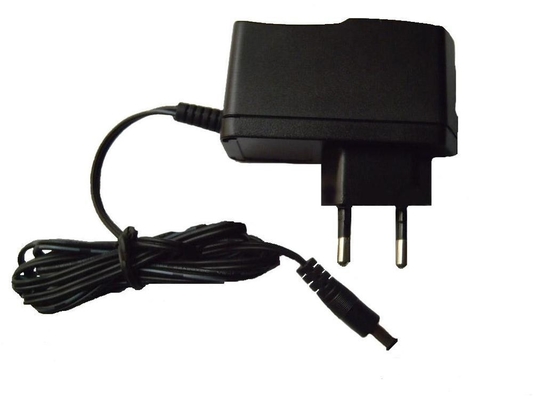Σύνδεσμος σε μαύρο AC DC 5V 1A 2A 5V 3A 5V 2.5A 5V 2.4A Αναπροσαρμοστής ρεύματος