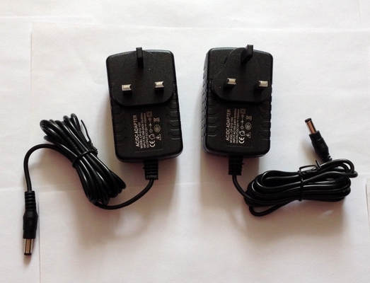 Τύπος εξόδου συνεχούς ρεύματος 12V AC DC Adapter τροφοδοσίας 12W 15W 18W 24W 30W 36W με αποδοτικότητα 86%