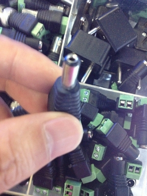 DC 5.5 x 2.1mm Δύναμη αρσενικό Jack Adapter Cable Plug Connector για CCTV / LED Γυναίκας