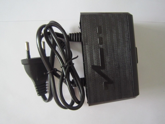 AC 100-240v 50-60hz Εισόδου Black Shell 12v2a Αναπροσαρμοστής ισχύος για εξωτερικές εφαρμογές
