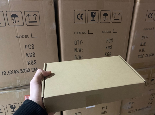 Τύπος επιτραπέζιου υπολογιστή 240W 12V 20A Αναπροσαρμοστής τροφοδοσίας συνεχούς ρεύματος για εξοικονόμηση ενέργειας CCTV/LED/ECT