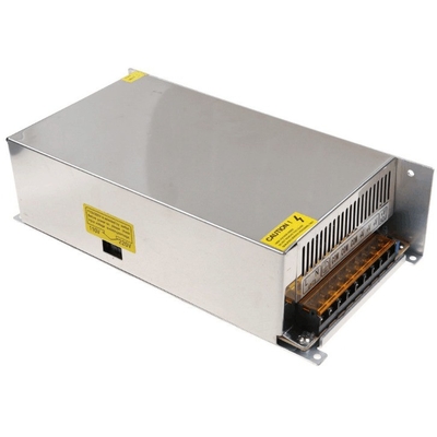12V 40A 50A 60A Μετατροπή τροφοδοσίας ρεύματος από εναλλασσόμενο σε συνεχές για 50A ρεύμα εξόδου 82% απόδοση