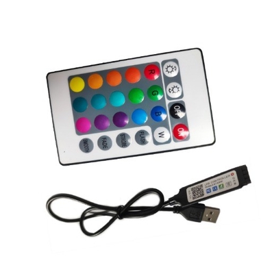RGB LED Strip Light Controller 24Key Απομακρυσμένη παροχή ρεύματος USB 170lm/w Λευκή απόδοση