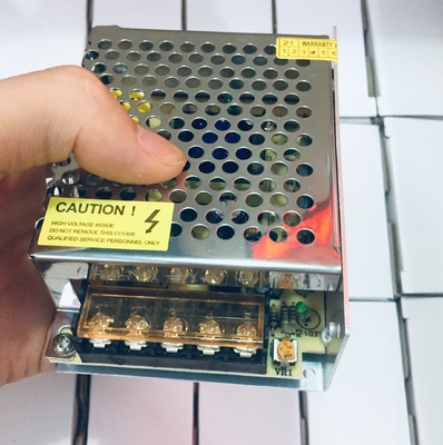 30W 5V 2A 3A 4A 5A 110V 220V DC 9V 15V 18V 24V Σίλβερ τροφοδοσία για τις ανάγκες σας